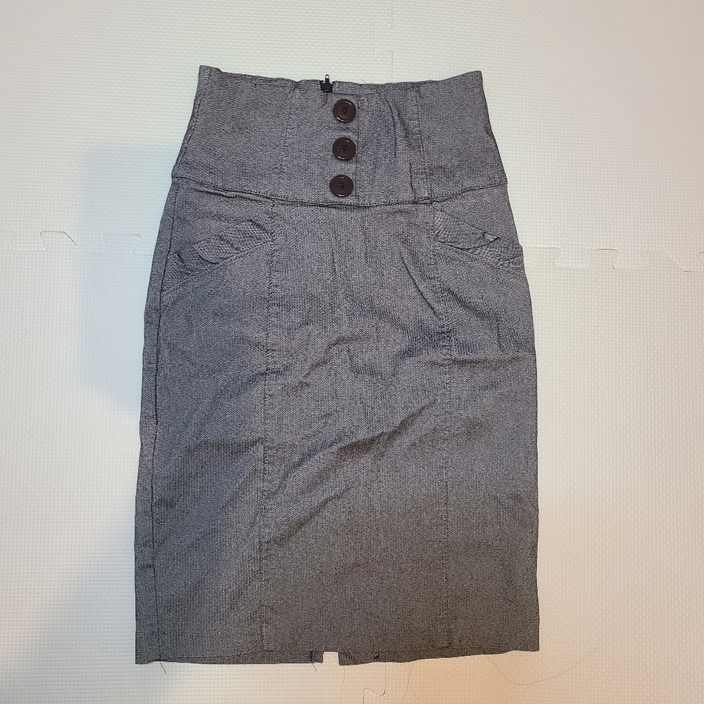 Costa Blanca Gray Pencil Skirt with High Waist Buttons